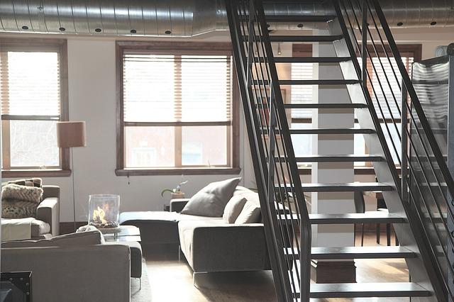 Easy Hacks to Make Use of The Space in a Small Apartment
